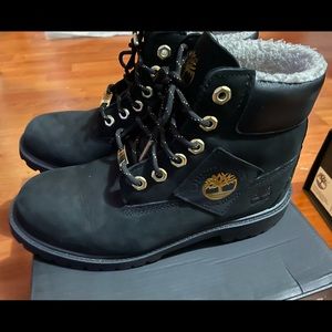 Timberland size 6 1/2 Juniors